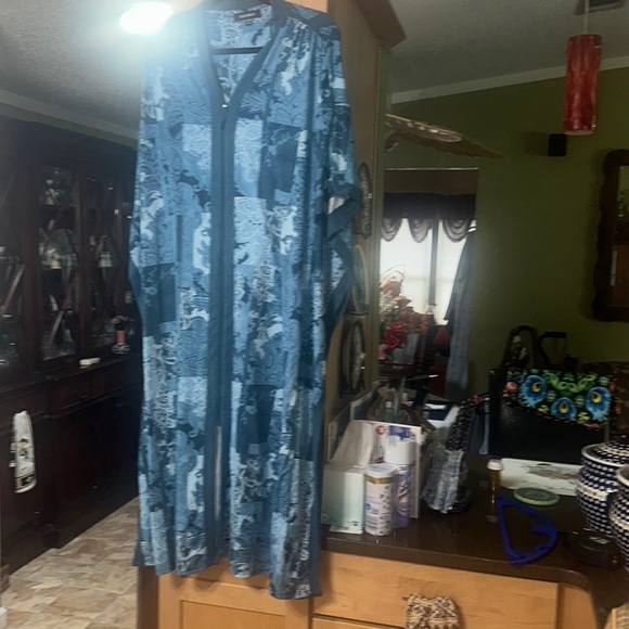 Ellen Tracy lounger - Picture 3 of 5